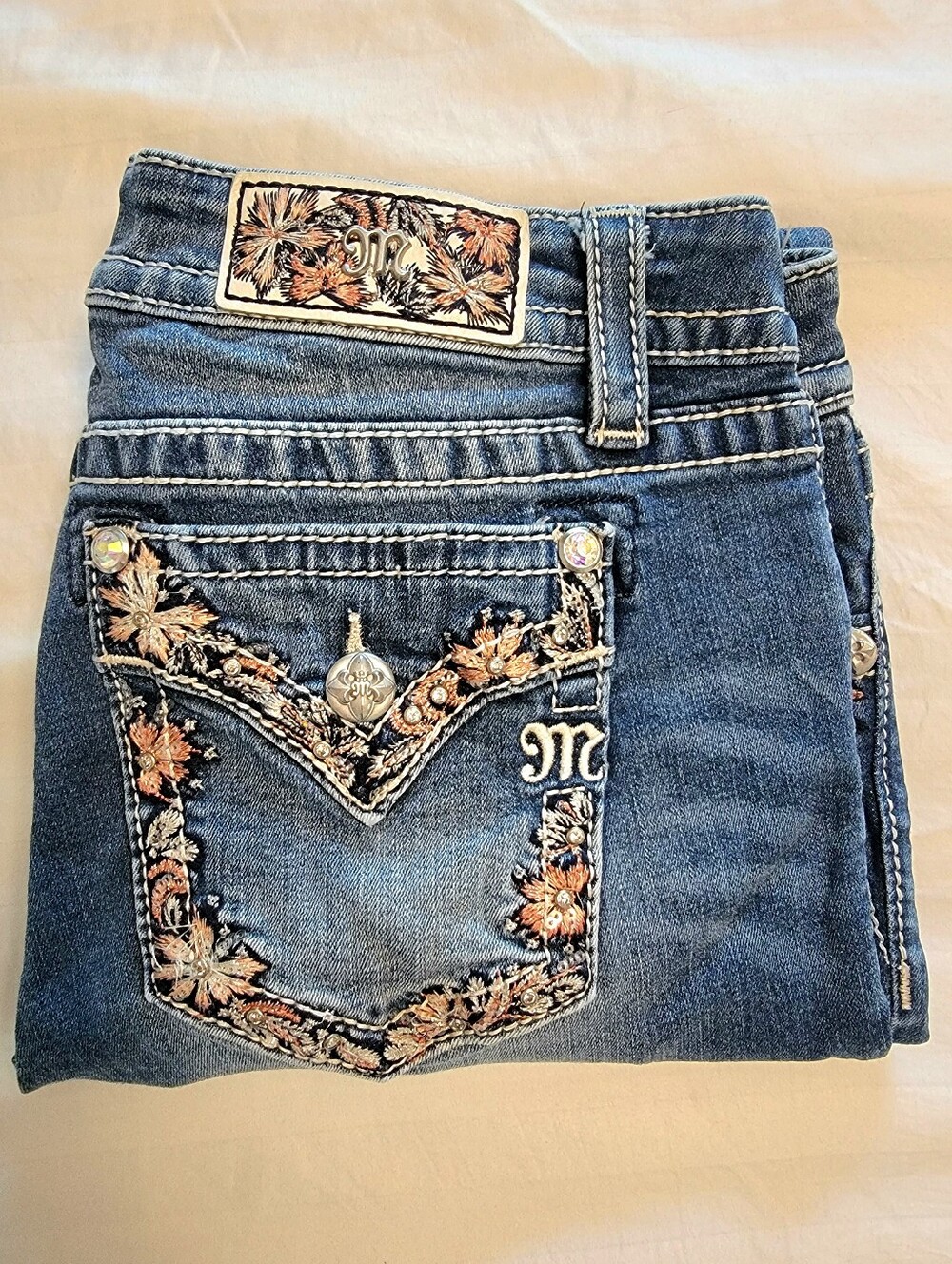Miss Me Floral Embroidered Medium Wash Skinny Cut Jeans, Size 29
